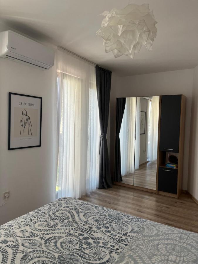 Azzurro Premium Apartment On Bulevard Bogoridi Burgas City Exterior foto